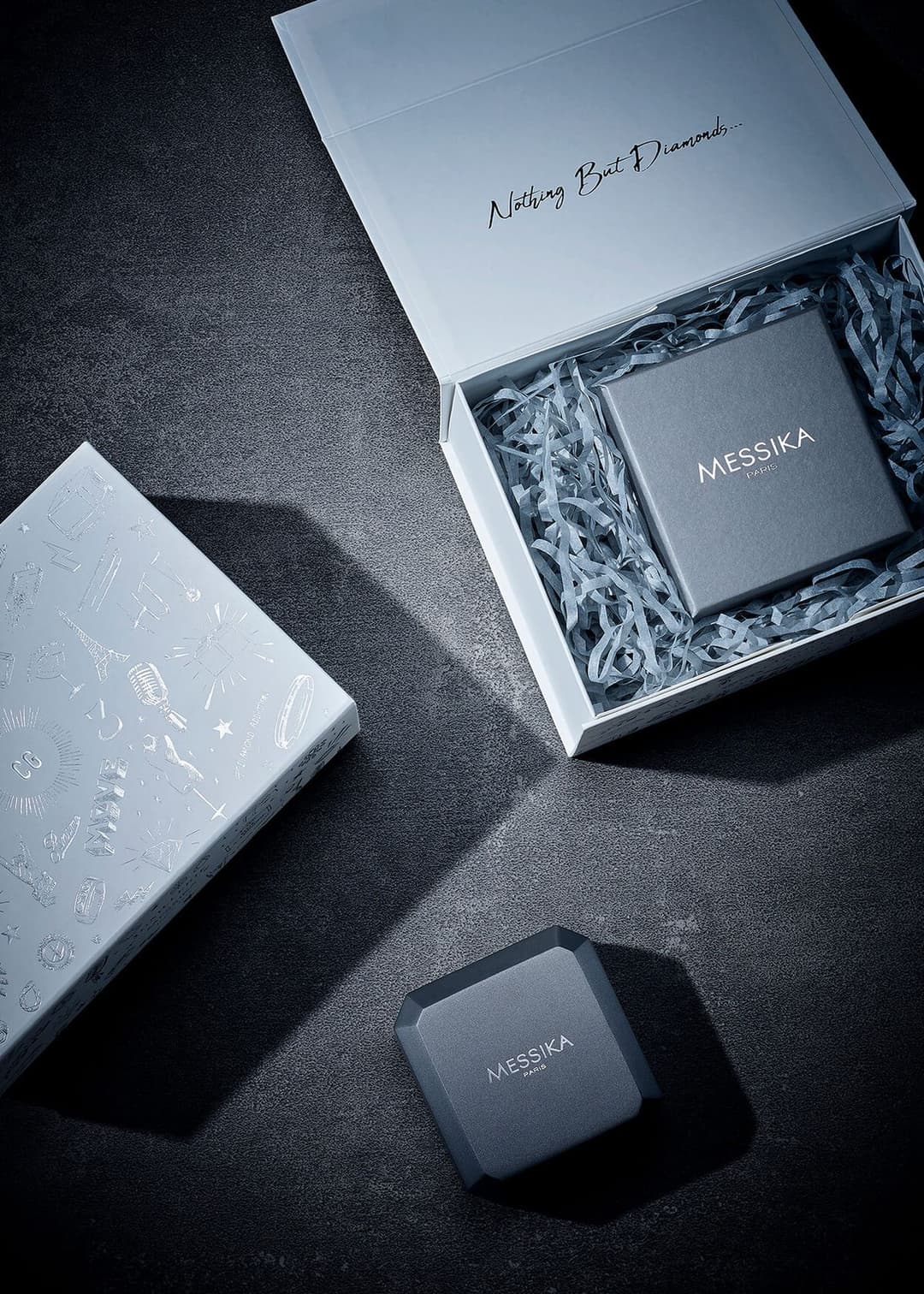 Premium Beyazımsı Kutu